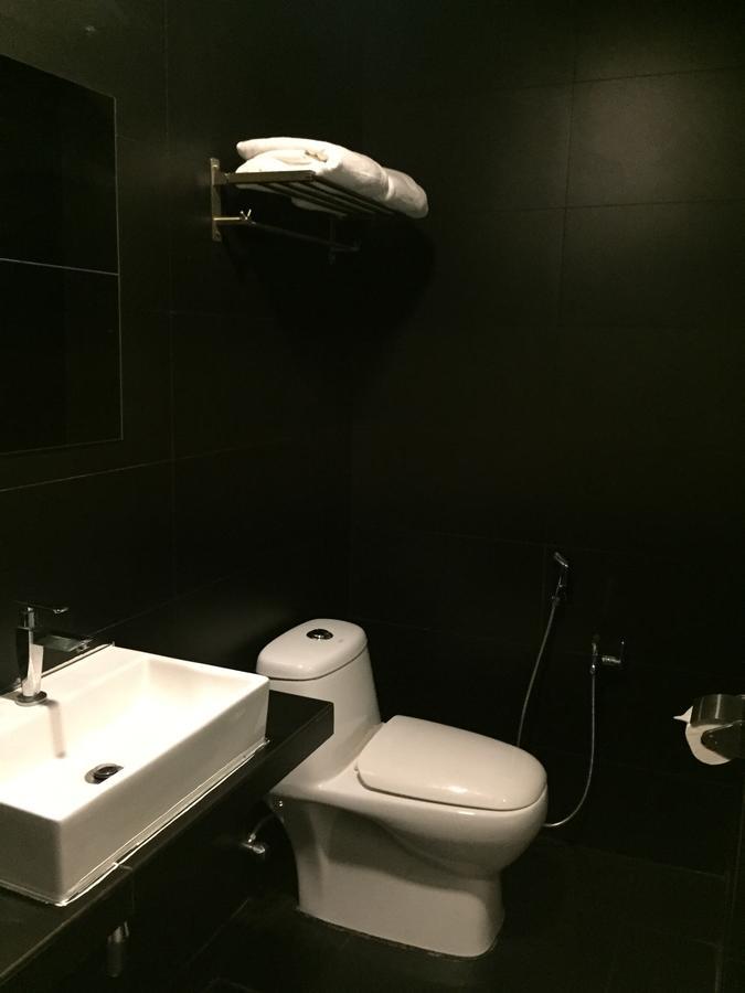 Ryokan Chic Hotel Петалинг-Джая Экстерьер фото