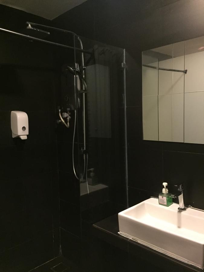 Ryokan Chic Hotel Петалинг-Джая Экстерьер фото
